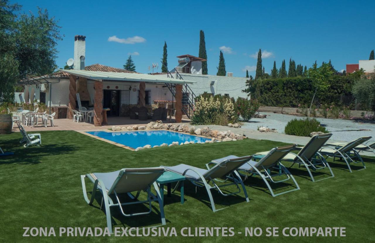 Villa Capricho De Luna Caparacena Luaran gambar