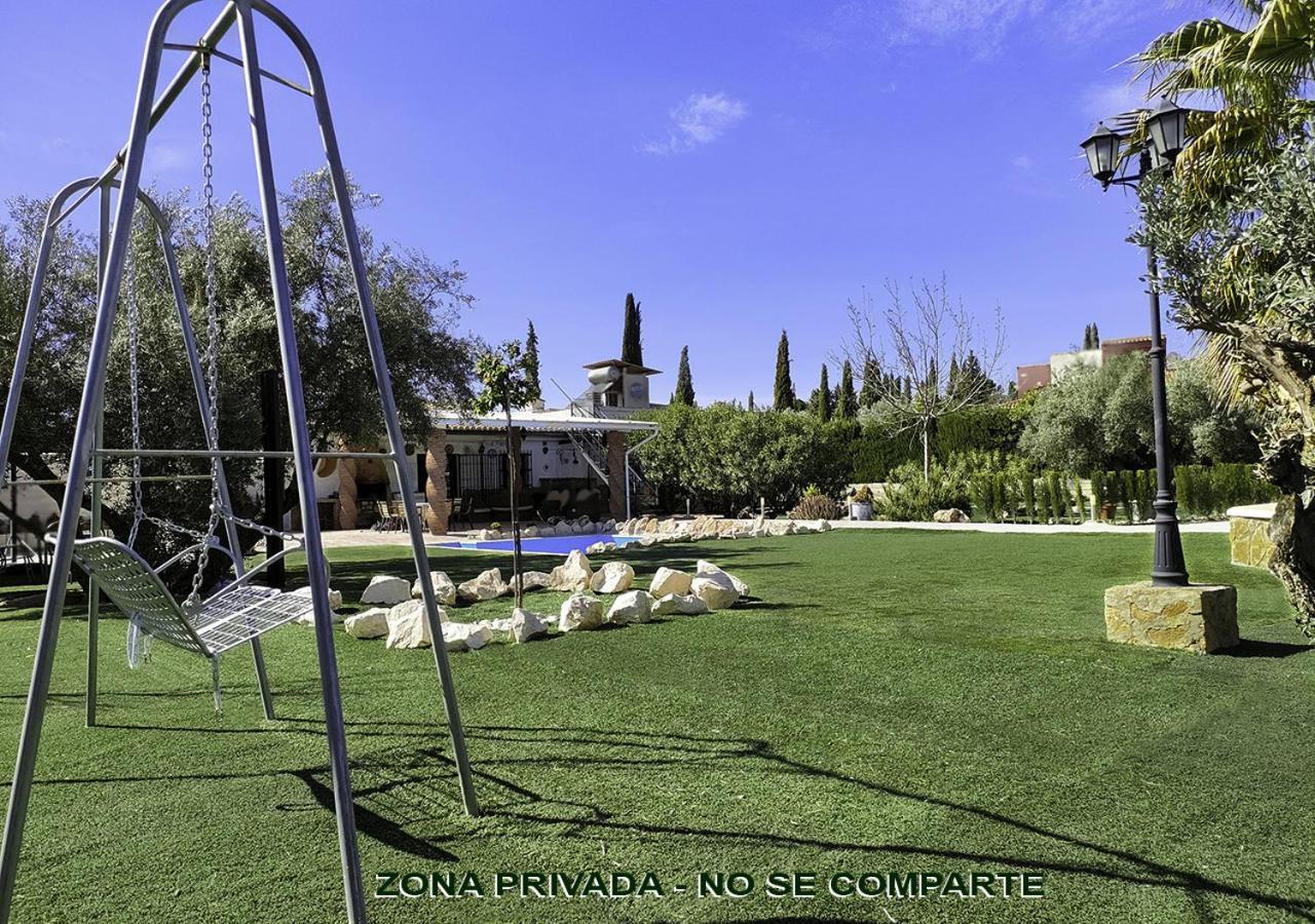 Villa Capricho De Luna Caparacena Luaran gambar